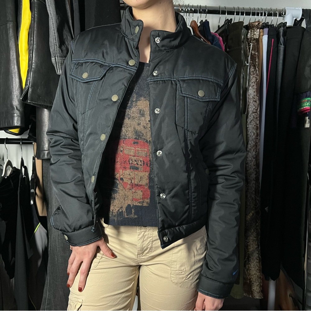 Vintage Nike Black Puffer Jacket Black Cropped Motorcycle Style Blue Stitching - Picture 3 of 13